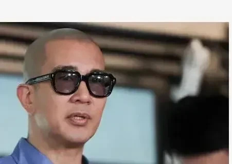 具俊晔离婚后获力挺











什么？具俊晔竟然离婚了？更让人震惊的是
