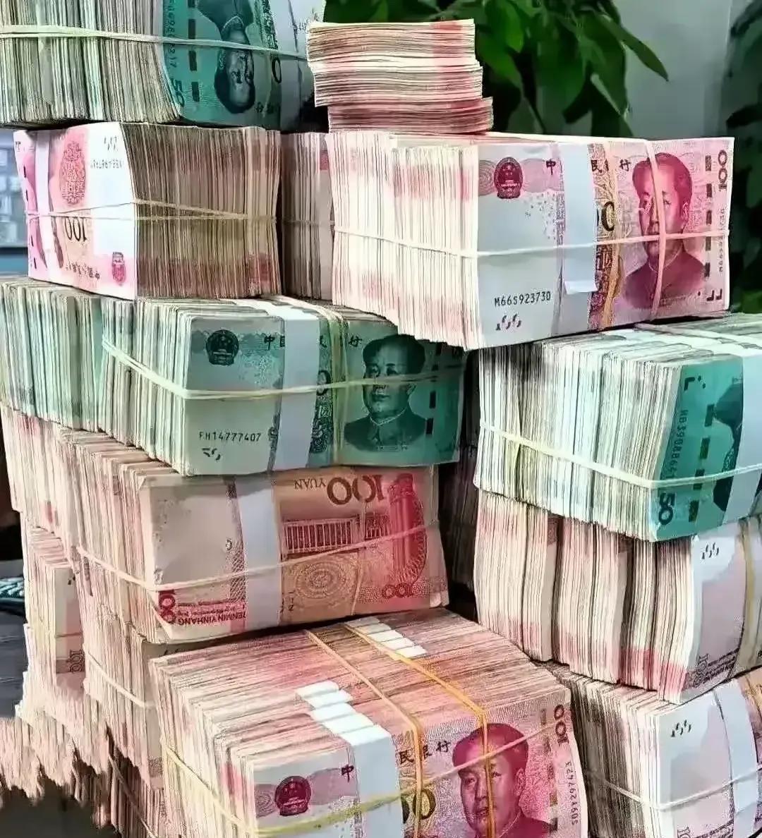 天呐！三亿五千万突然曝光，这数字谁见了不心跳加速？刷到就是命运的暗示，犹豫一秒好