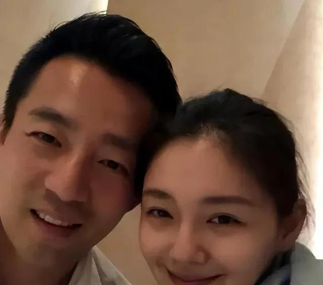 如果是马小梅那种恶毒的后妈， 别说汪小菲了， 张兰，包括外婆小姨，都不会让汪小菲