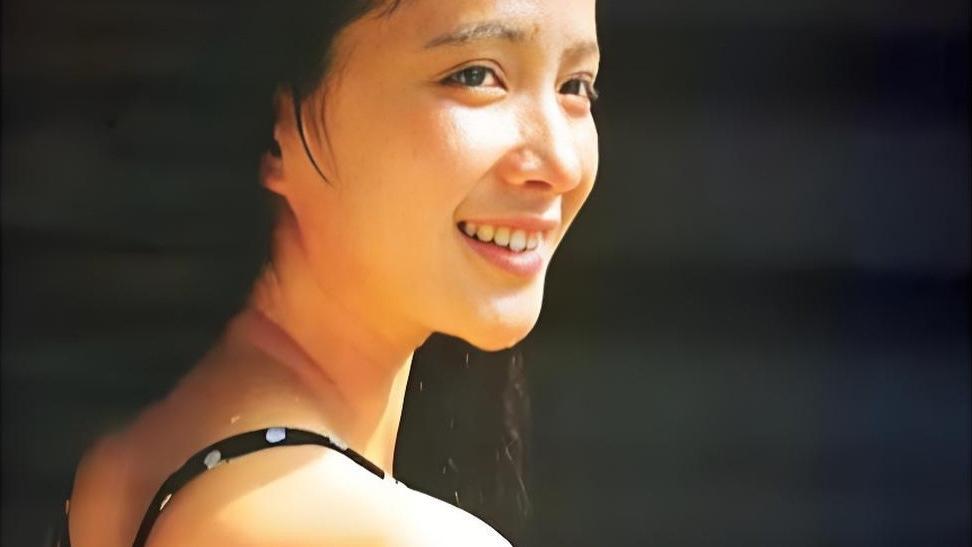 何晴再美照样劈腿，当小三当前任样样不能少