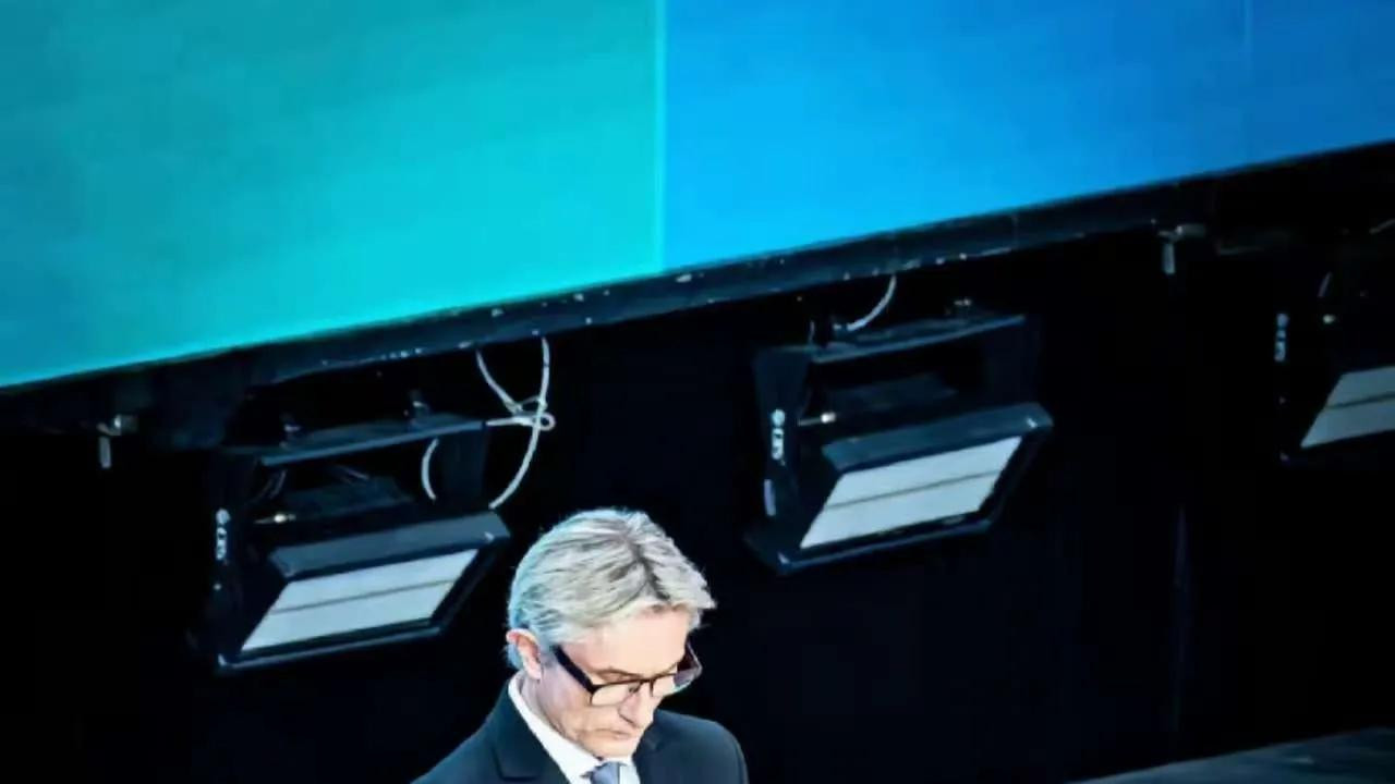 帅而不自知的法拉利倾倒众生，世人却偏爱诟病拉丁舞