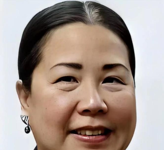 老太婆是间谍被抓了











一个和蔼可亲的中国大妈，竟然是潜伏19