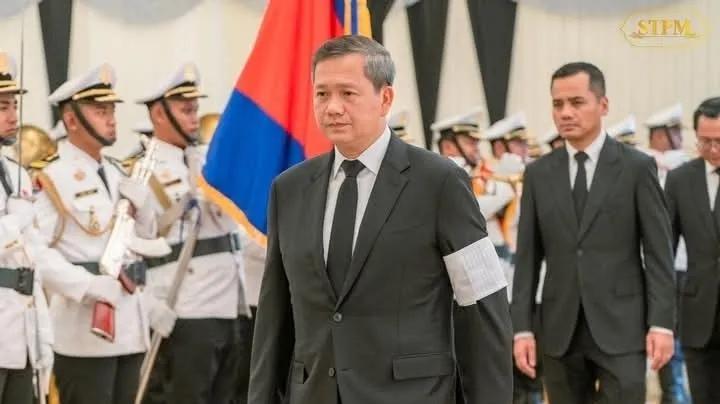 柬埔寨首相洪玛奈出席在柬泰冲突中遭炮击身亡的陆军第七师师长杜昂·索姆尼昂少将葬礼