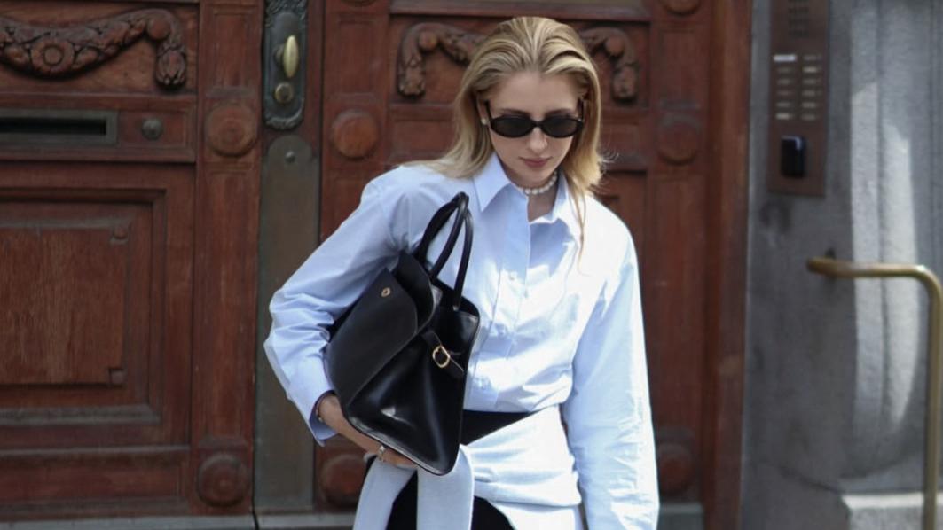 秋日穿“衬衫+半裙”，时髦又显气质！