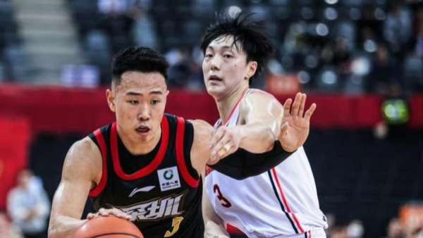 碾压胡明轩！拆解贺希宁对阵国字头后卫最强一战