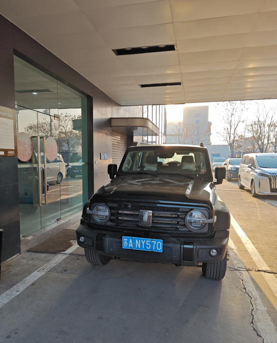 坦克300挂不上四驱维权后续
本来4S店说要更换分动箱总成，后来说厂家那边坚定认