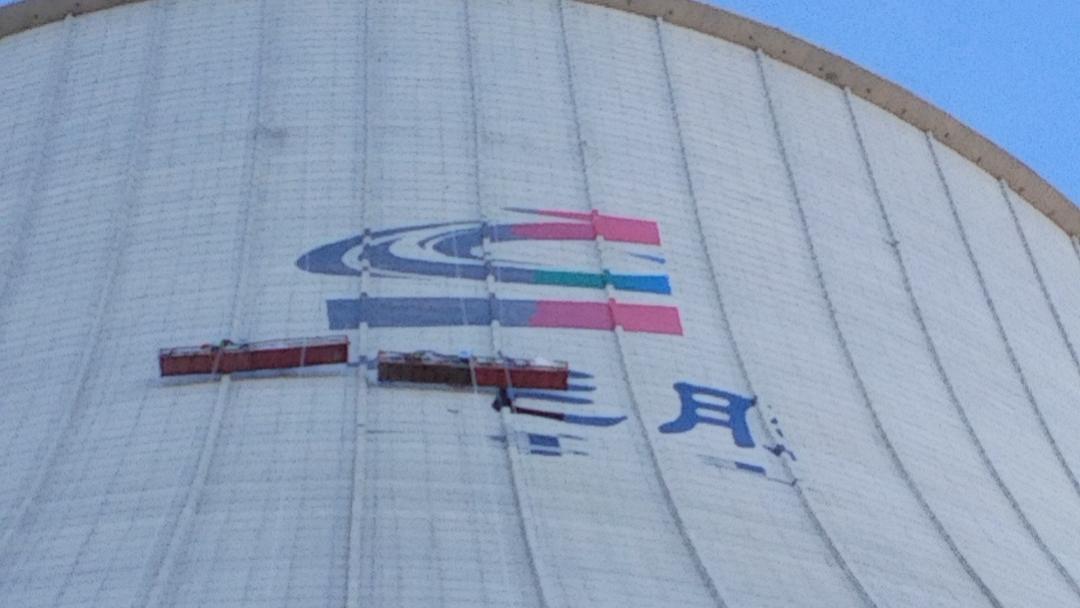 匠心绘地标 风电映草原—宏顺建设锡林郭勒冷却塔美化新名片