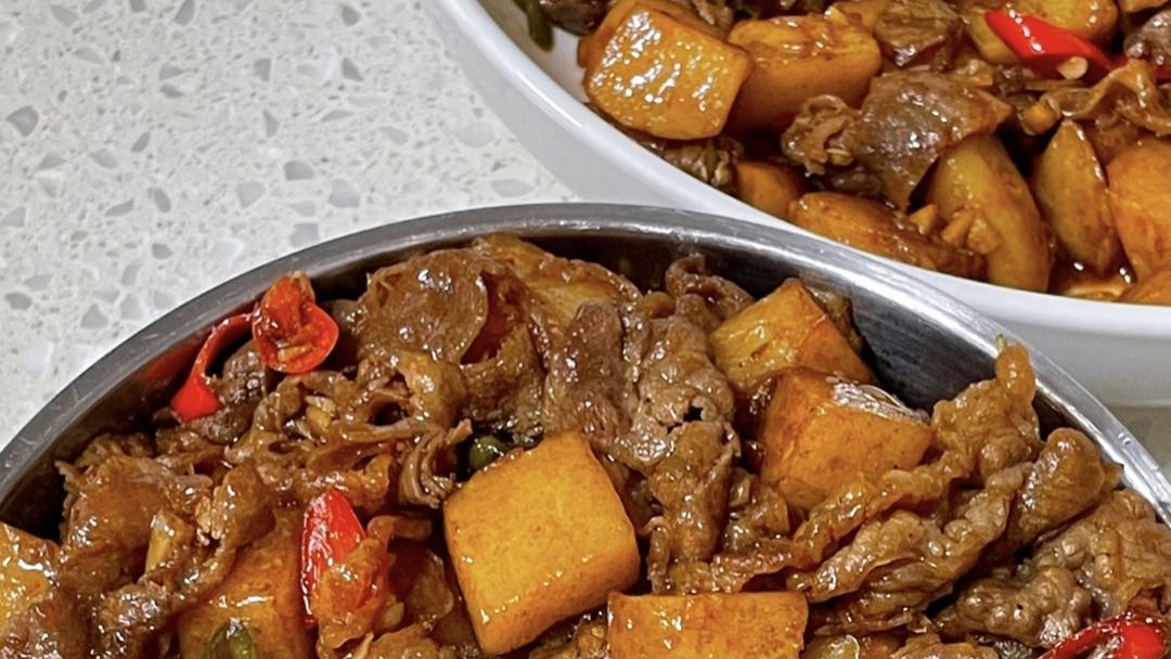 要么加入肥牛土豆拌饭，要么退出美食圈