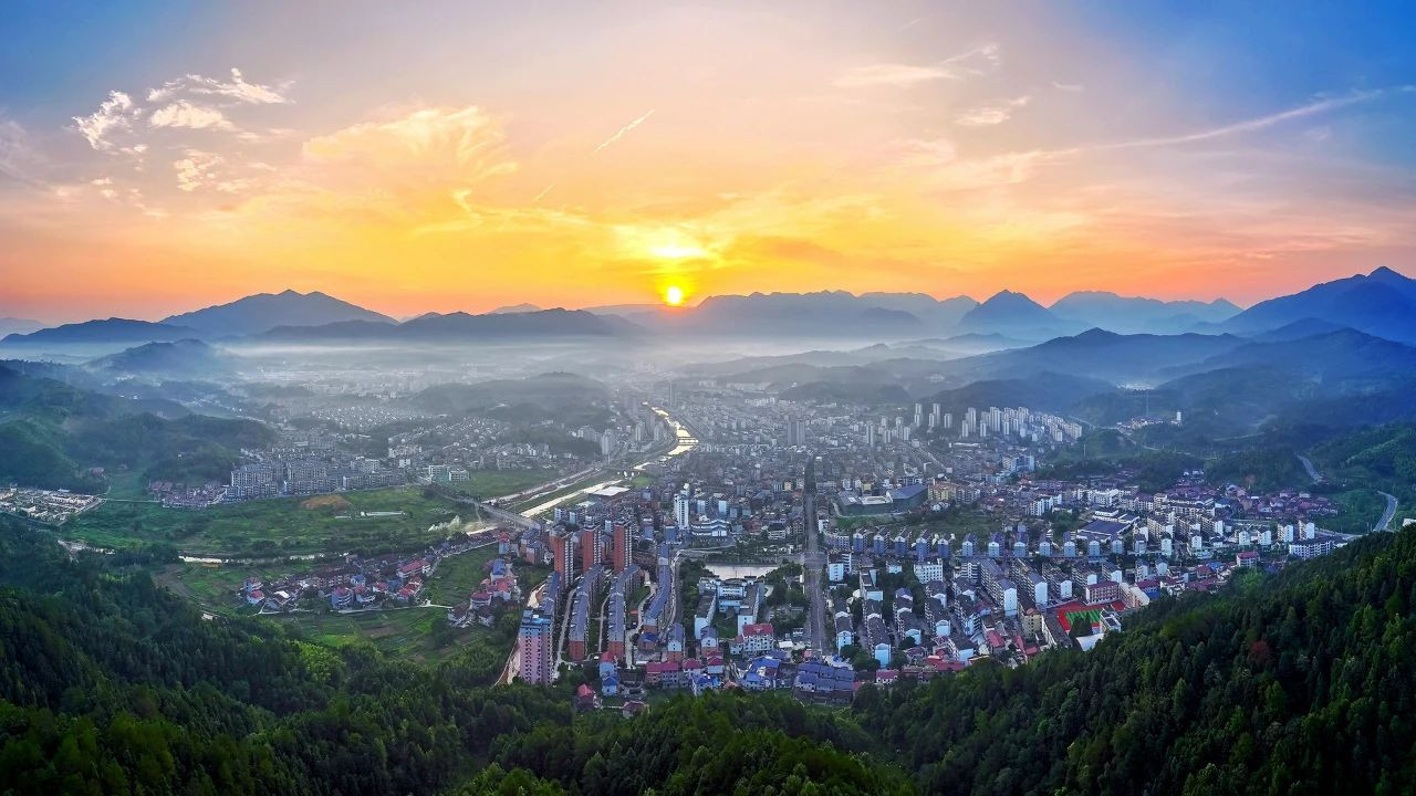 一个江西贫困的小县城，为啥能走出20多位亿万富豪？