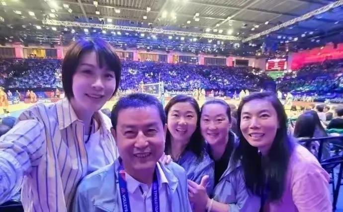 惺惺相惜!赵勇的“军功章”有他的一半!
不得不说，“陈忠和时代”的中国女排情谊还