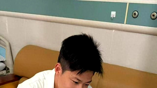 恭喜！苏炳添官宣三胎得女，与妻子结婚9年终儿女双全