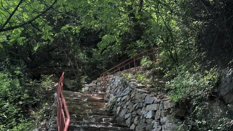 丹霞秘境·红岩天梯：平定红岩岭"太行赤壁"全攻略