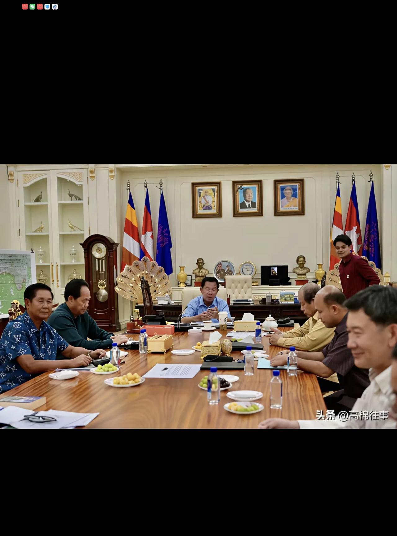 看了柬埔寨亲王洪森昨晚在豪华私宅中准备指挥柬埔寨军队再次与泰国军队发生冲突的情景