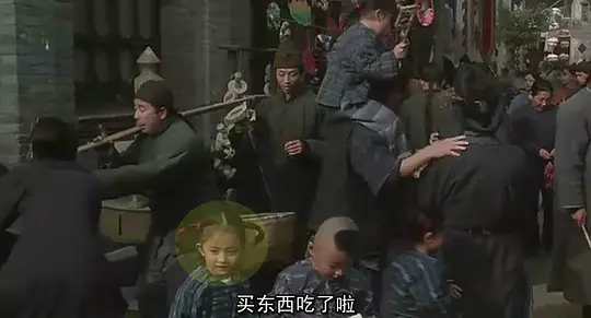    《武状元与苏乞儿》是一部融合了历史与喜剧元素的电影，讲述了清朝末年的武状元