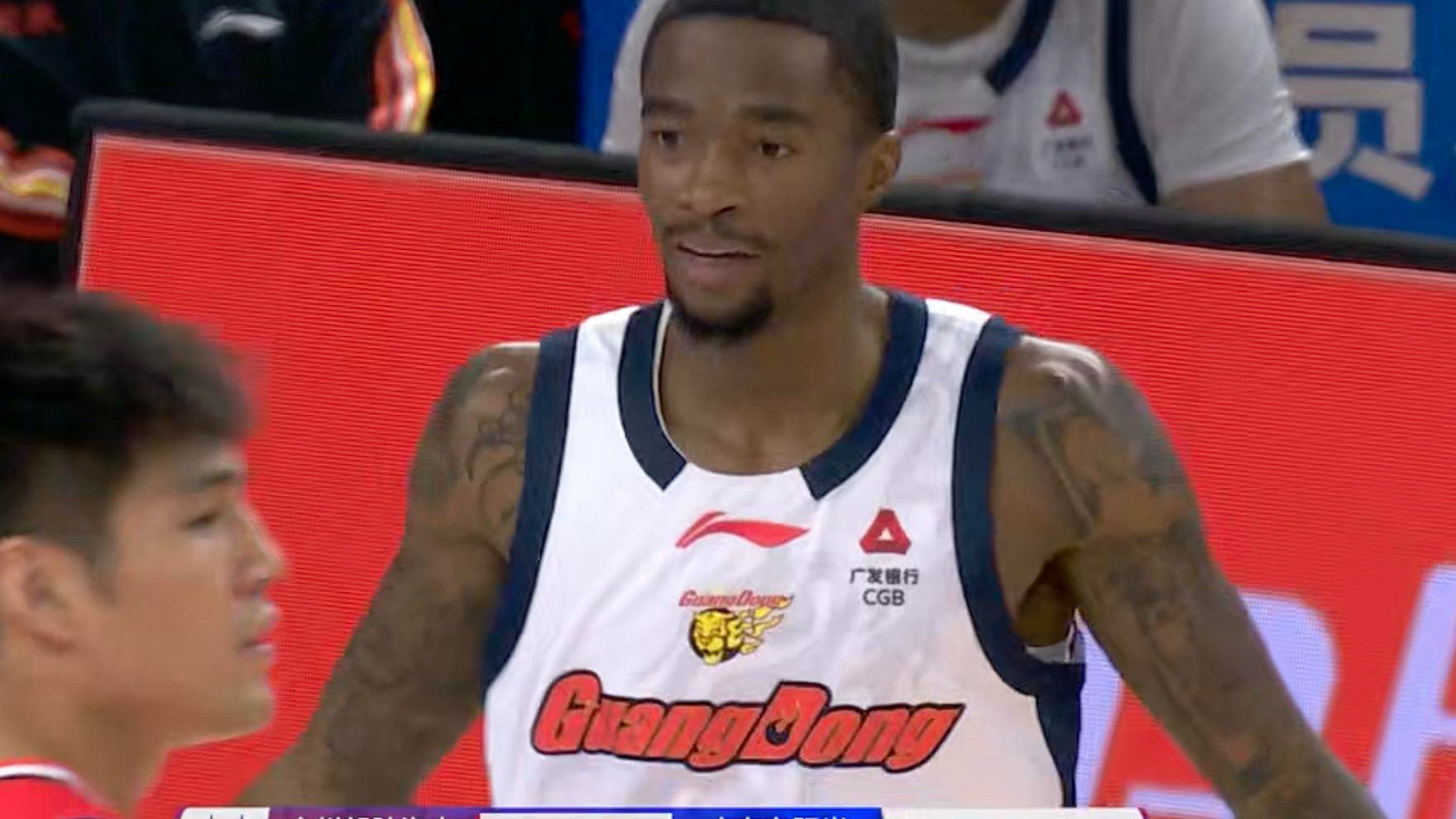 奎因准三双 萨姆纳无大碍 王洪泽陈家政抢眼