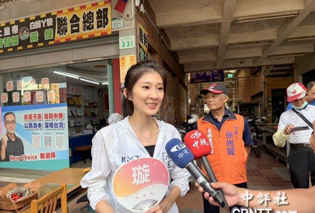高雄蓝军无人响应罢绿委　李明璇惊呼第一个
　　高雄民团发起罢免民进党“立委”黄捷