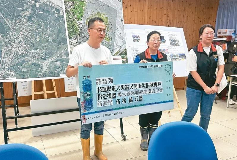 国民党主席选战进入白热化阶段，火药味也渐浓。候选人罗智强、郝龙斌昨天先后前进花莲