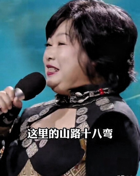 现在的李琼已荣升为岳母大人