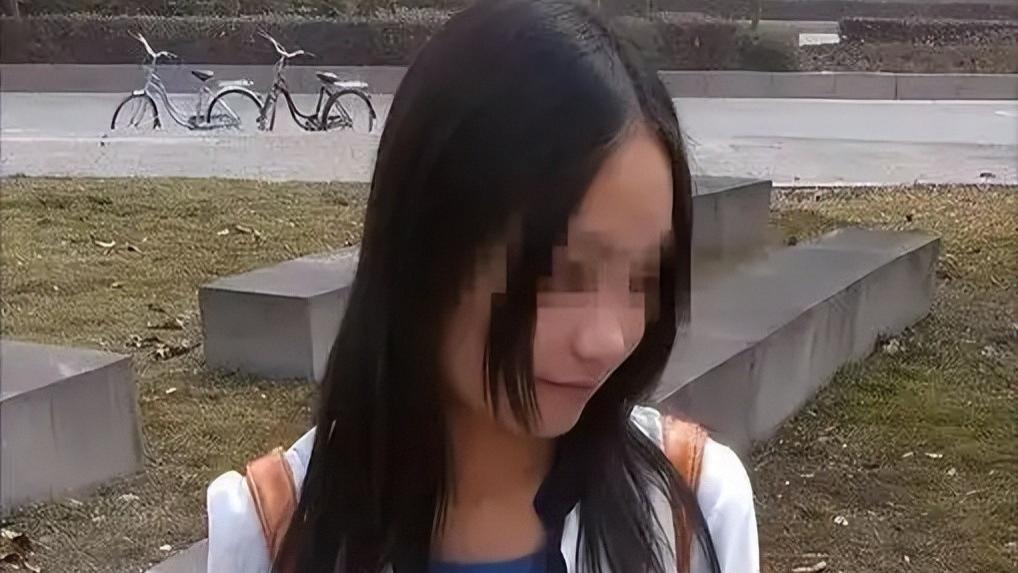 父爱如山，却敌不过女儿的叛逆？300万家产，7年挥霍，国外逍遥？