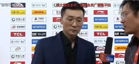 CBA第45轮新疆队104:98上海队！赛后刘伟说了几句肺腑之言。
1、前两个客