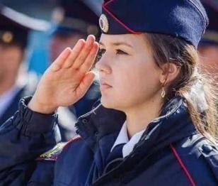 怎么判断俄罗斯是不是真的顶不住了？其实这事挺简单！俄罗斯在近代历史上，曾数次被战