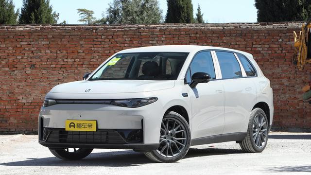 大五座SUV，后驱配231马力，续航1190km