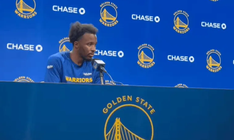 NBA季前赛，勇士主场129-123逆转战胜开拓者。
赛后，本场比赛第四节发挥出