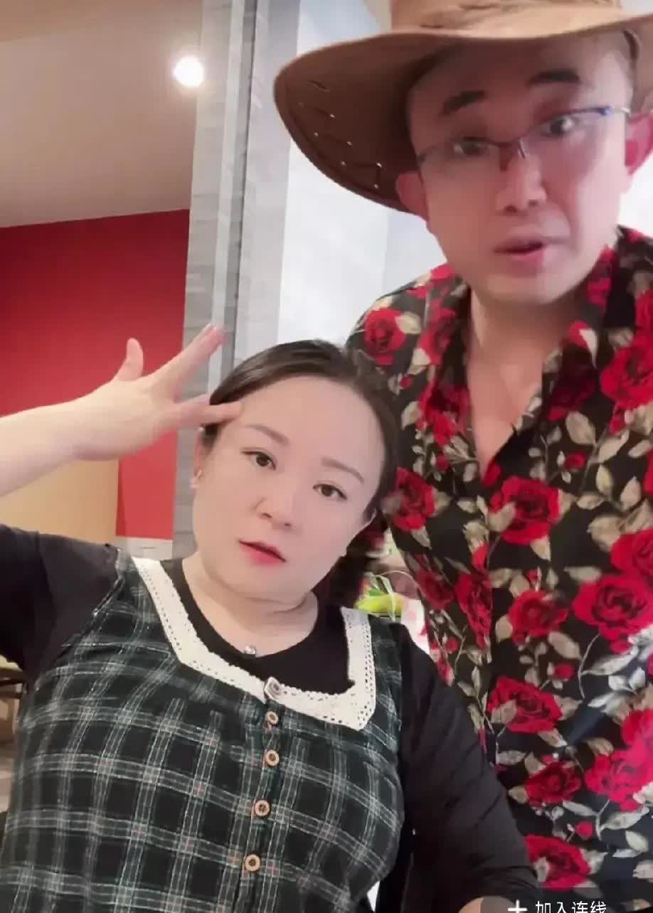 有人说老杨骂人，也没有人劝劝他，看身边前夫大老刘，是向他还是害他，帮腔做事拱火骂