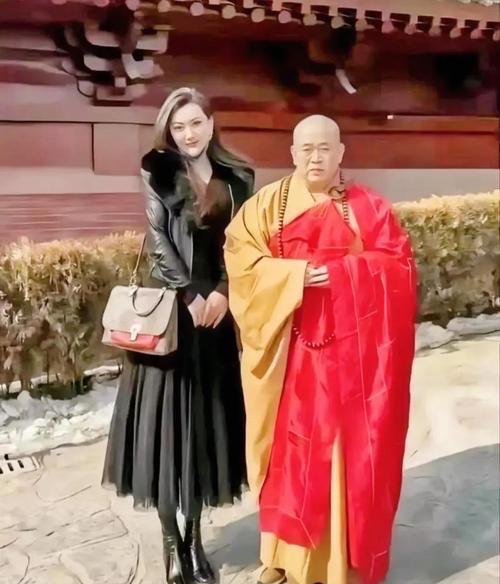 这是佛祖显灵了吗？
终于看到了这一天，佛祖保佑的是那些善良的人们，并不保佑那些披