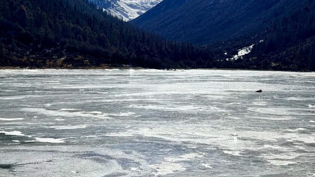 周末两天带着孩子去玛嘉沟耍雪去