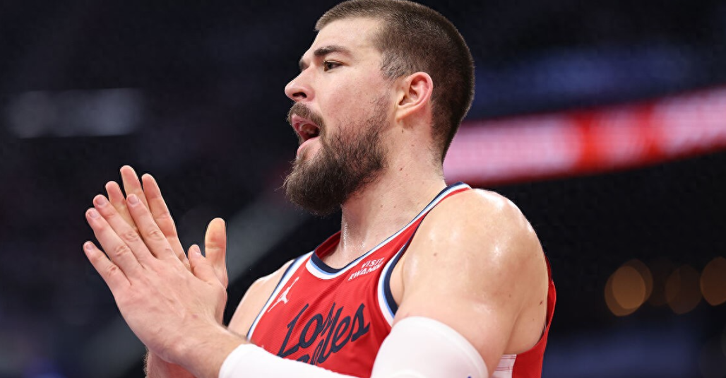 据Clutch Points报道，多支球队已经对祖巴茨表达兴趣，其中步行者便是最