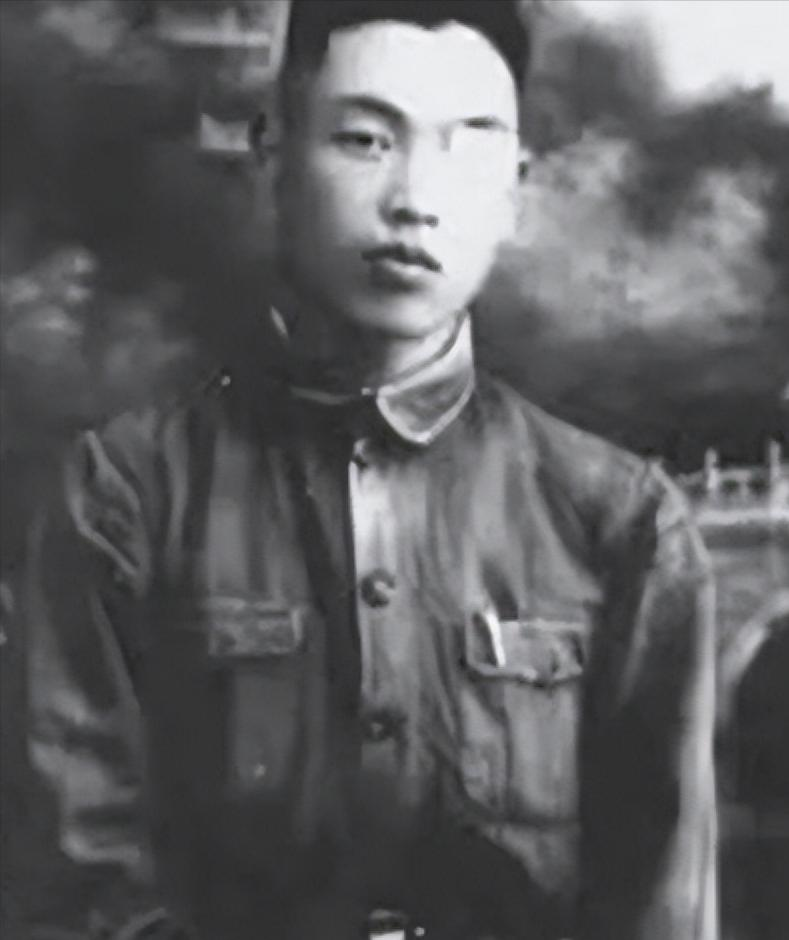 1950年长津湖战役中，17岁的朱彦夫在昏迷中被敌人划开了肚子，疼醒之后他竟然看