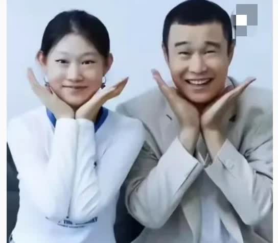 查了一下小沈阳女儿沈佳润签约的韩国公司
一查吓一跳，
不是宋茜签过的SM娱乐