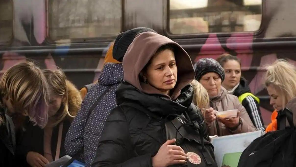 跨国婚姻的真实故事：中国小伙如何应对乌克兰妻子的文化差异？