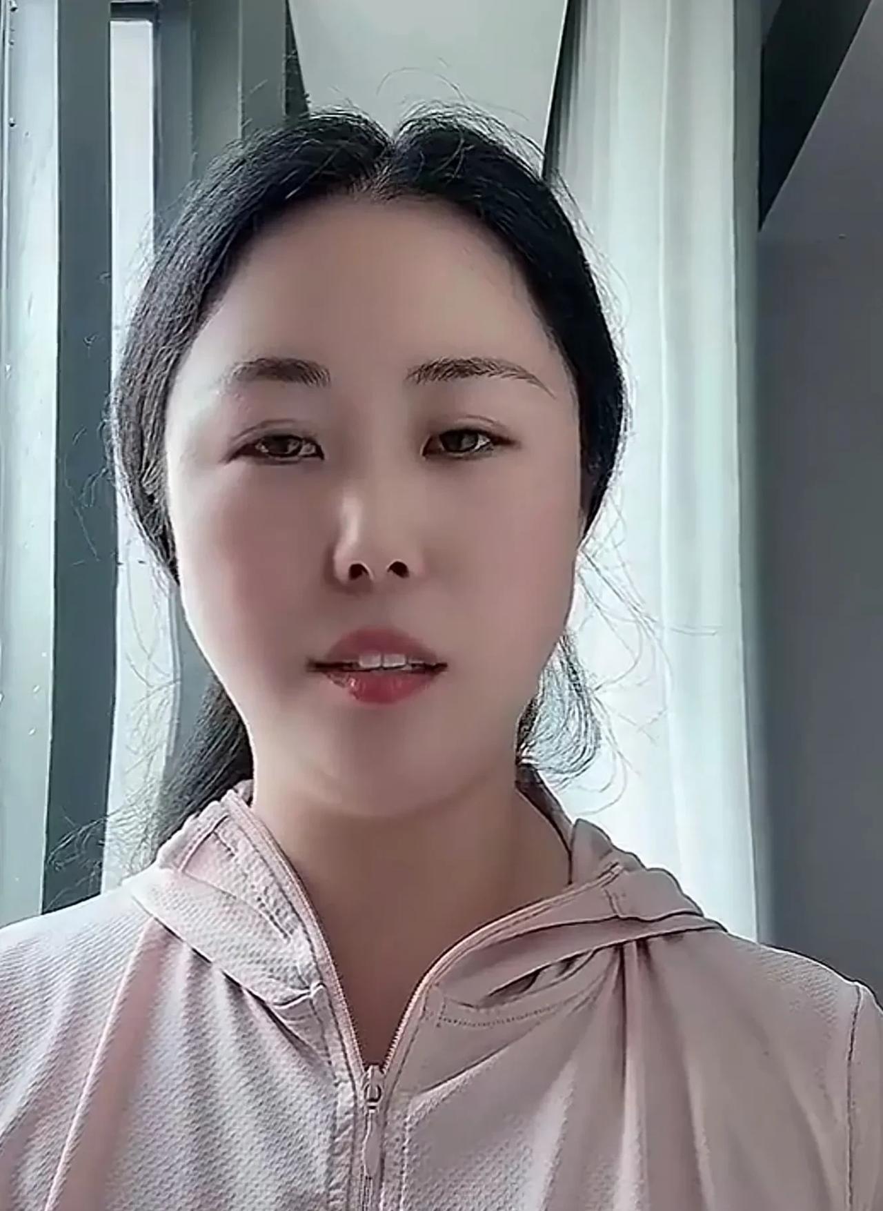 这位女士，
你孩子训练受伤了，
那就去治疗嘛，
医疗费可以找孙继海协商。
如果哪