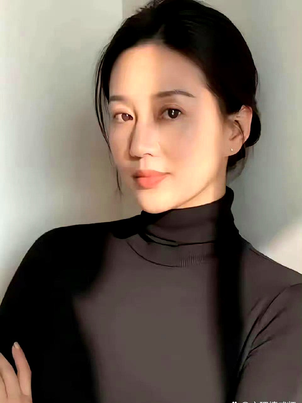 哈里斯这表现，费城管理层肠子都悔青了吧？25分6板，然后15分13板，场均20+
