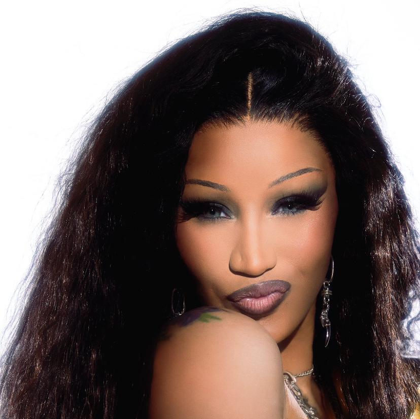 Cardi B的回归单曲《Outside》反响不佳，未能引发热潮。该歌曲在全球S