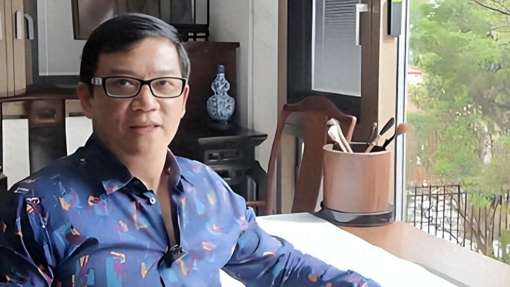 能够代表广东主持界的陈维聪，如今已走上另一条路