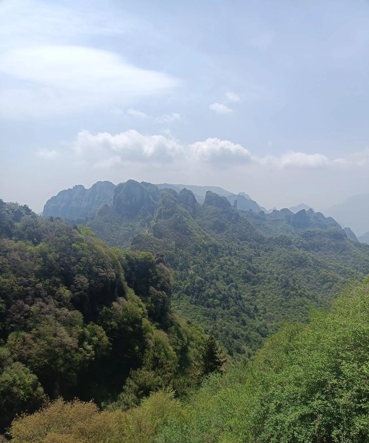 讲两个故事
第一个，某个985院校，理工类，来咨询的孩子（包括家长），660分以