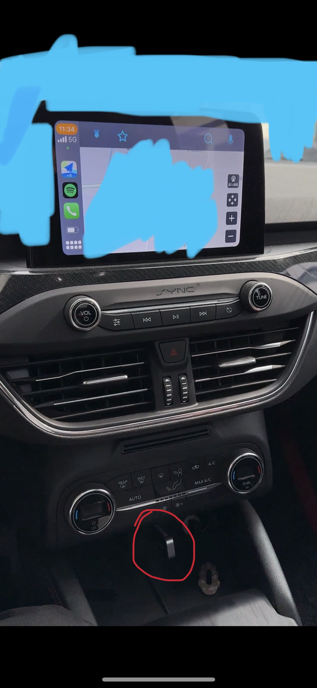 买了无线carplay连接器
这钱花得真值