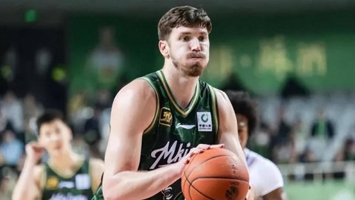 同曦122-113战胜山西 球员评价：3人优秀，4人及格，3人低迷