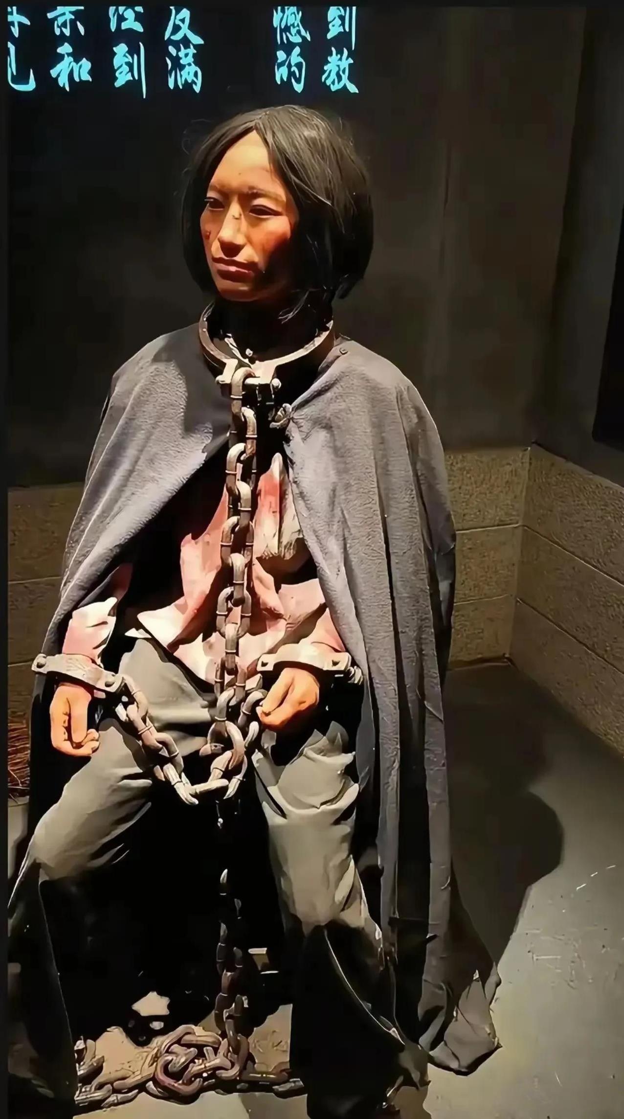 赵一曼烈士，是最让我动容的一个人，当年看她事迹的时候，每看一次都会流下泪来，是抗