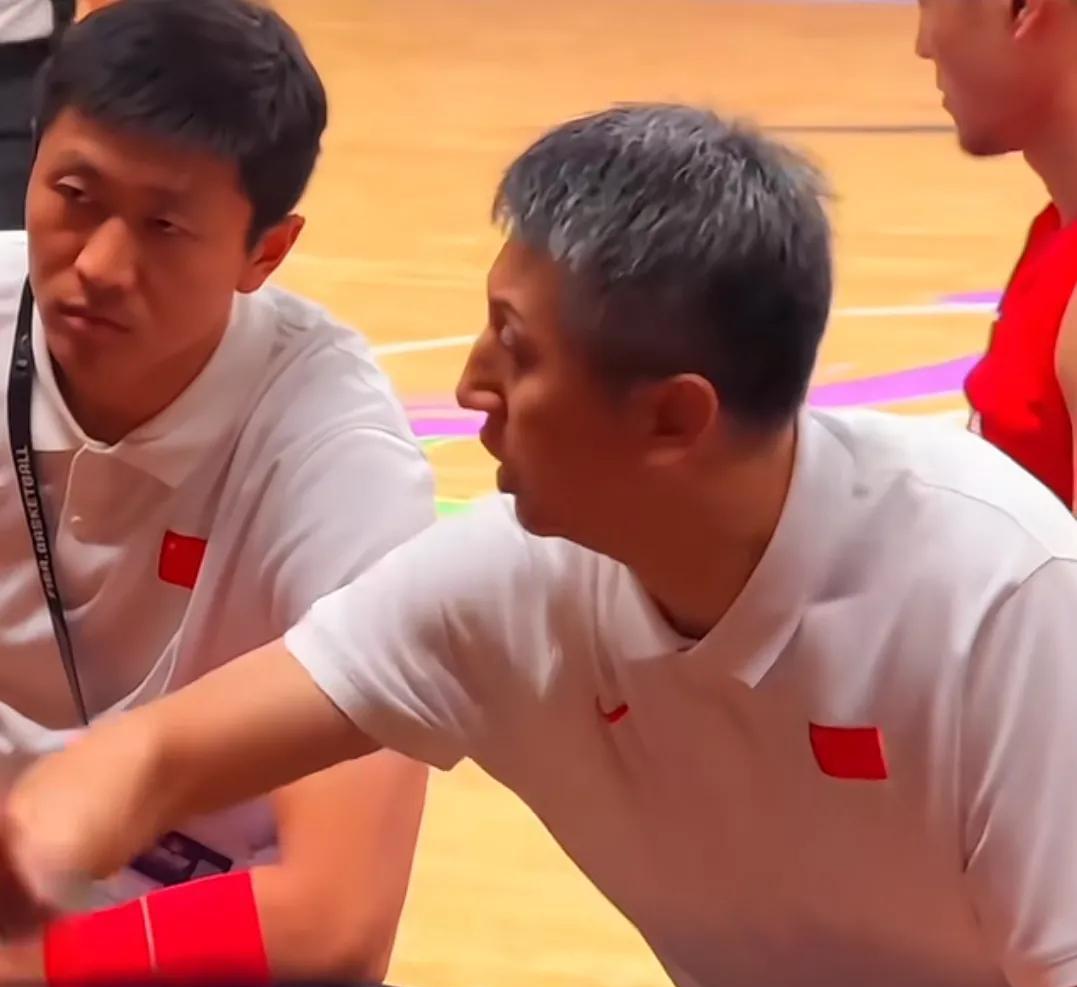这次亚洲杯比赛，本来中国能够保八争四就完成了任务，但是郭士强指导率领中国男篮二队