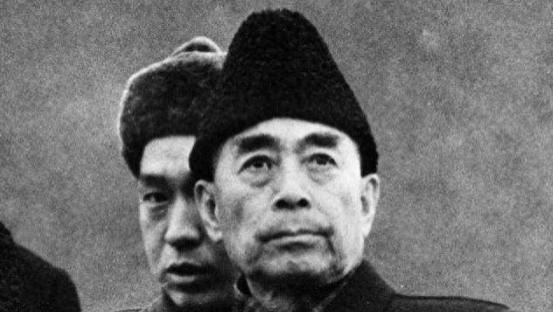 周恩来亲迎此人骨灰，刘伯承伤心倒地，毛主席：刚想调他进中央啊