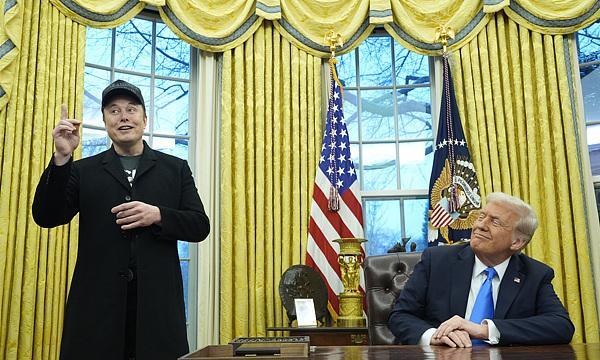 【走马上任2个月，马斯克打退堂鼓不干了！特朗普的挽留字字诛心】
近日，马斯克首次