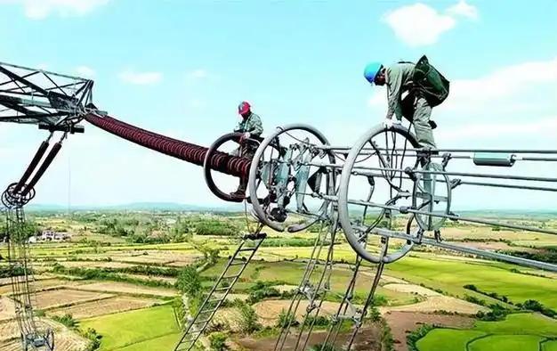 [月亮]中国的特高压技术，正在被印度快速“本土化”！我们不能再继续帮助印度发展电