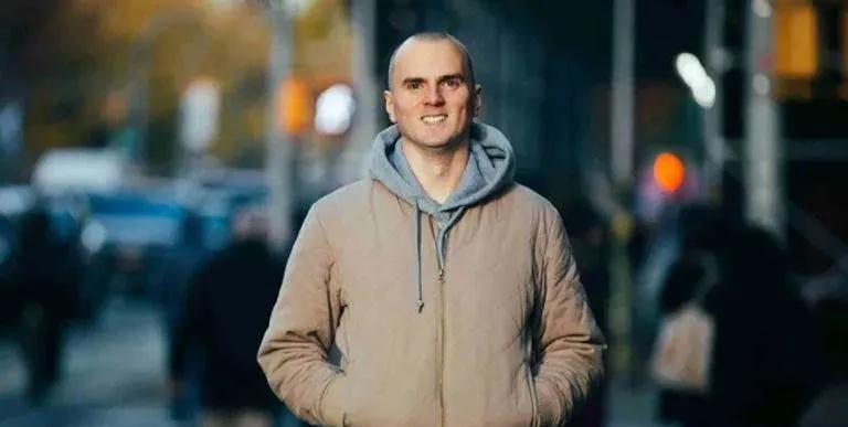 俄罗斯商人因购买美国技术在美国被捕。
古格宁代表外国客户支付受出口管制的美国电子