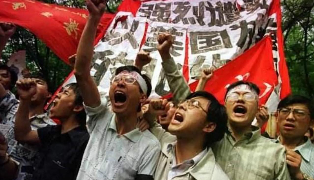 中国民众为何力挺"硬刚"美国？德国媒体感到非常的诧异：明明关税战可能冲击经济，为