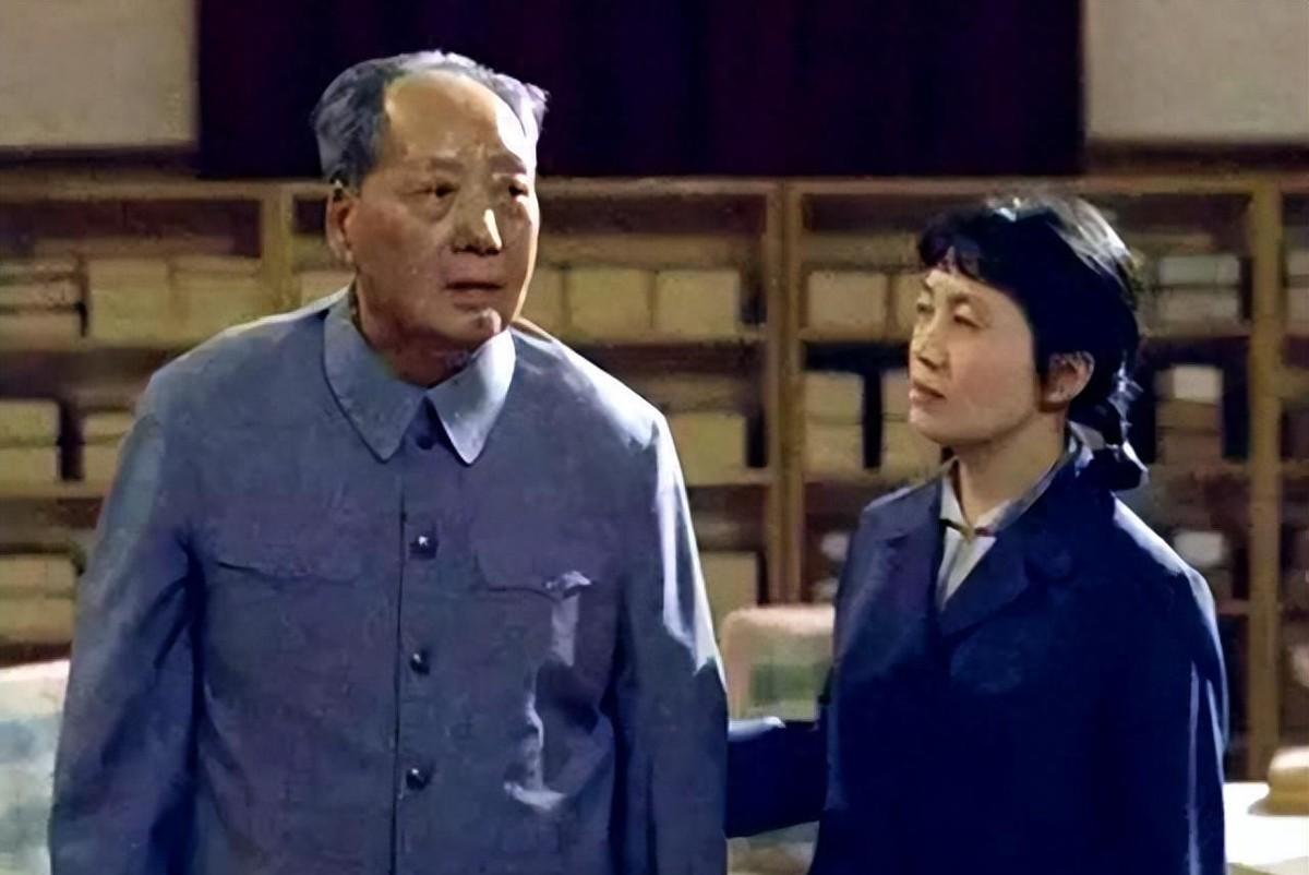 孟锦云晚年回忆：周总理病逝后，毛主席有2次落泪，两次截然不同
原标题：孟锦云晚年