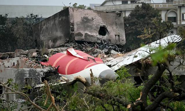 据印度媒体报道，印度航空 AI171 航班发出的求救信息持续了五秒钟，内容是：“